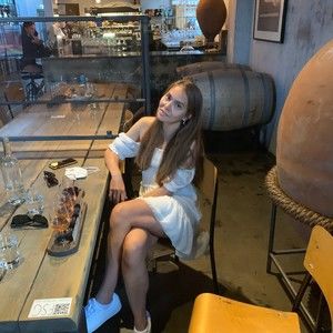 Meet your Posher, Maria